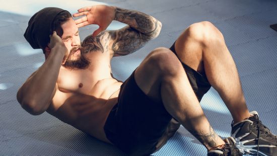 Perché fare i Sit ups ed il Plank