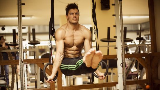 Addominali 10 esercizi a corpo libero