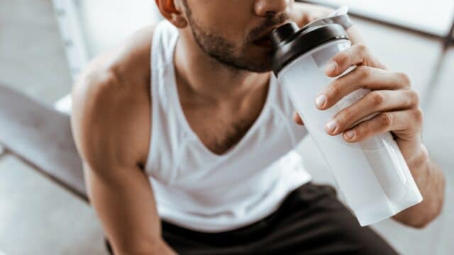 latte per palestra e bodybuilding per aumento massa muscolare
