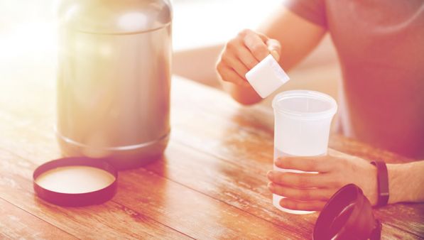 Aminoacidi Ramificati (BCAA): benefici ed effetti