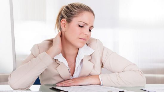 Come diagnosticare l’ernia cervicale: il Distraction Test