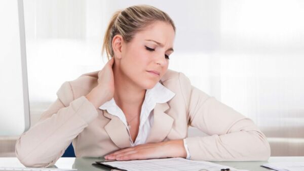 Come diagnosticare l’ernia cervicale: il Distraction Test