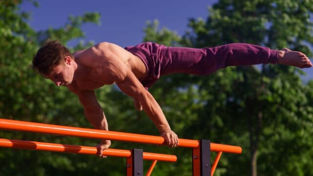 planche esecuzione calisthenics