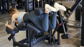 leg curl esecuzione corretta