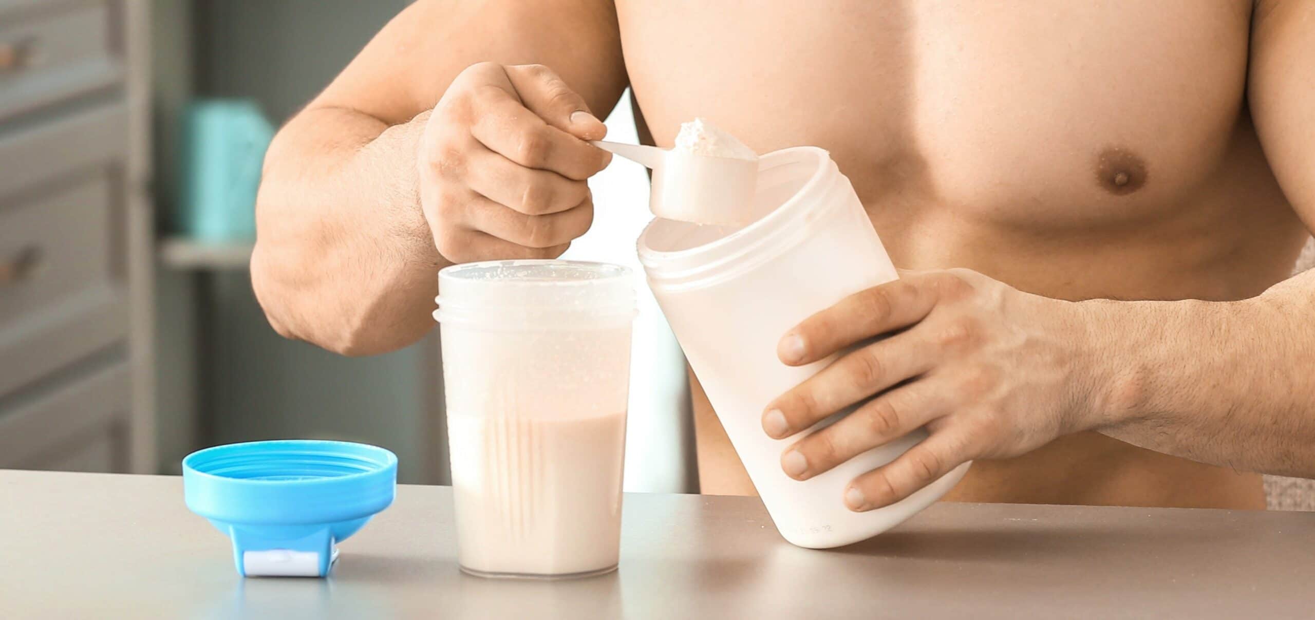 proteine prima di andare a dormire per la massa muscolare
