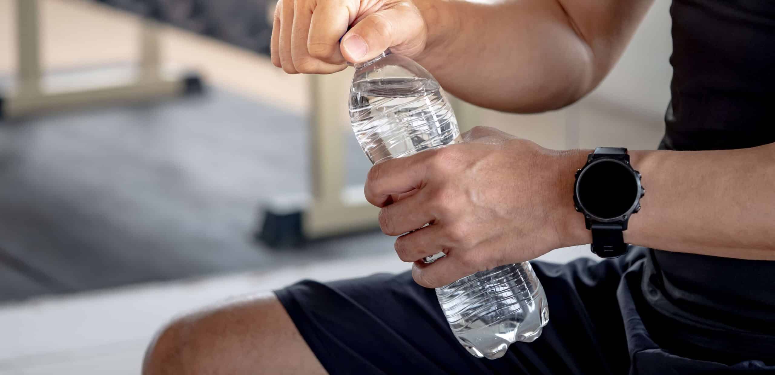 quanta acqua bere al giorno