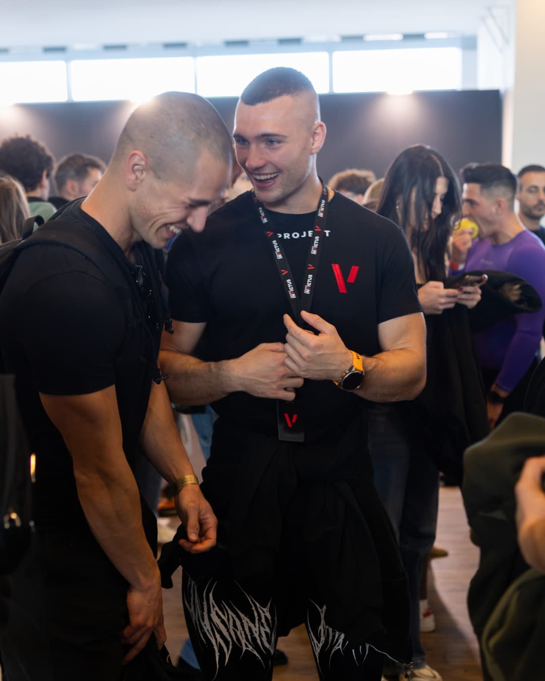 risate in palestra del foyer